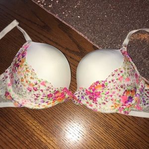 Victoria secret bra